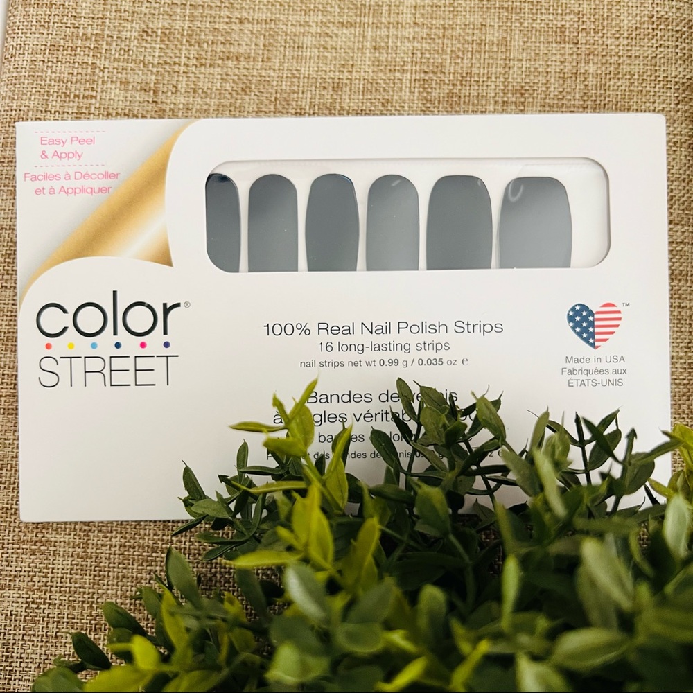 RETIRED! Color Street US Navy Nail Strips, Navy Blue Crème, NWT